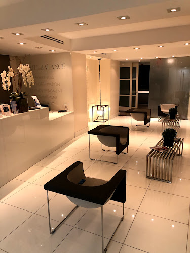 Flash Lab Skin & Laser