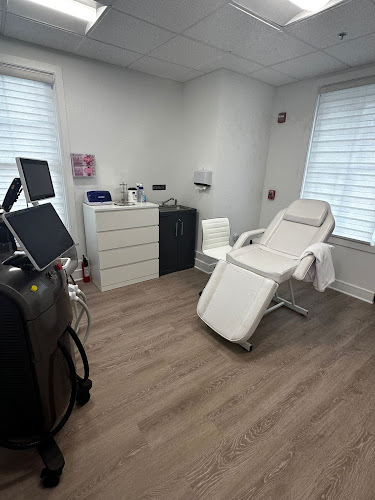 DK Aesthetic Clinic Med SPA
