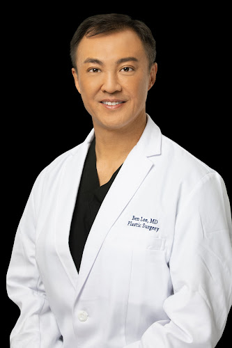Wave Plastic Surgery & Aesthetic Laser Center: Costa Mesa
