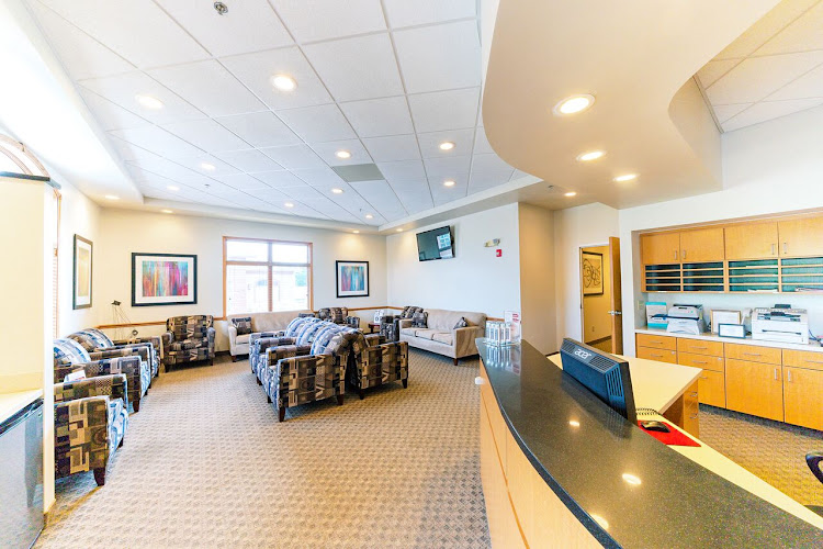 Pinski Dermatology & Cosmetic Surgery - Bourbonnais