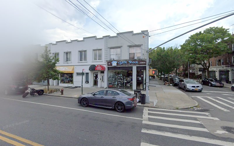 Stelis /Laser by sigal