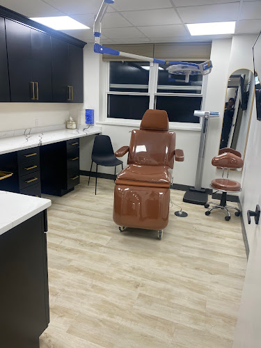 Osei-Tutu Dermatology & Hair Restoration