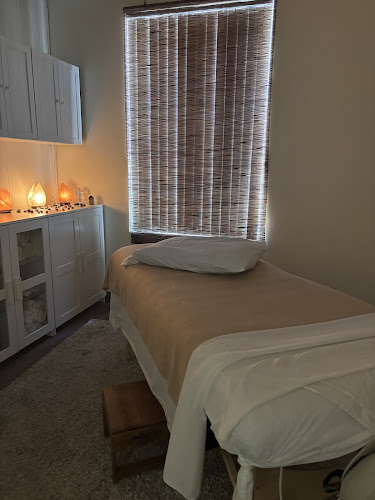 Studio R Skin And Body Care