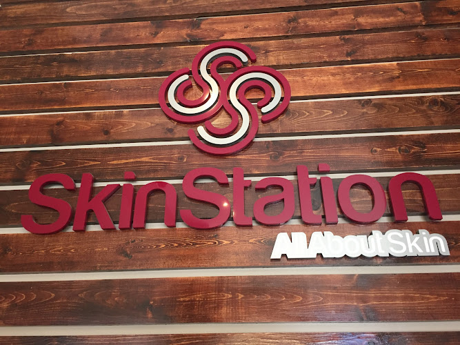 Skin Station, Forest Ave