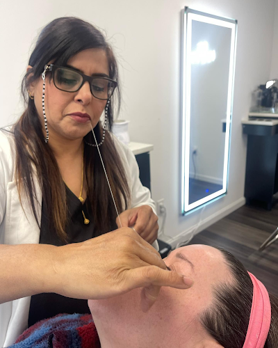 RT Romana's Esthetics