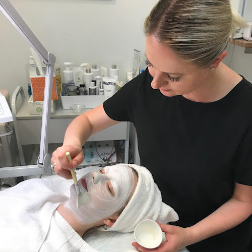 V's Skincare and Laser