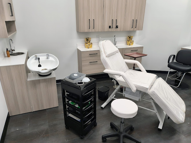 BUTE MD by LUXURE Medical: MEDICAL BEAUTY INSTITUTE