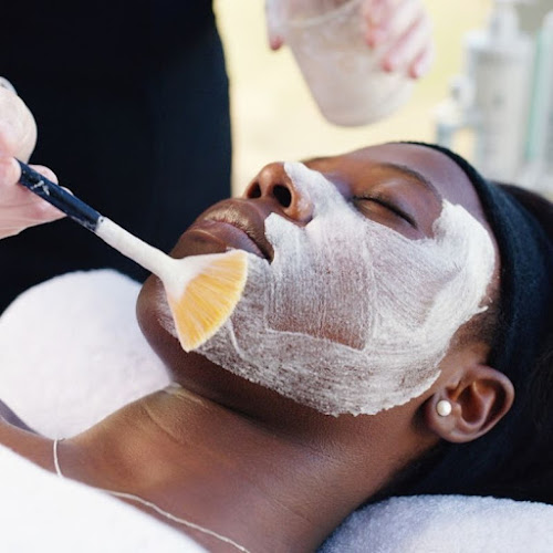 Aesthetic and Clinical Dermatology Associates - St. Charles