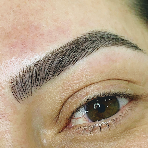 Perfact Brow Arch By Threading