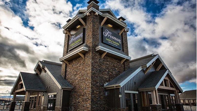 Freeman Plastic Surgery: Mark E. Freeman, MD