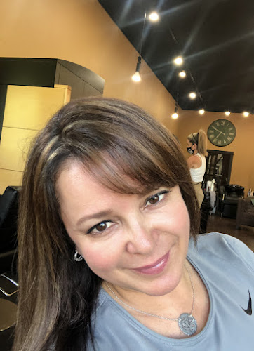 Aura Salon Spa & Laser