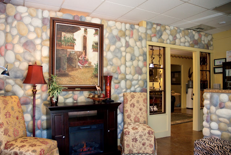 Mona's Dermatherapy LLC