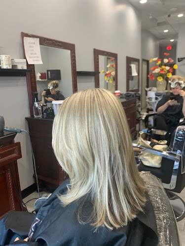 Sunny Sayarath Hair Stylist