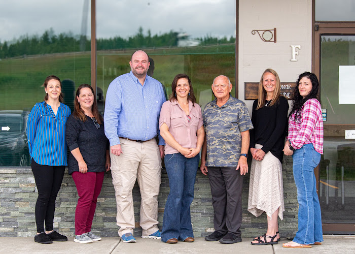 Lucas Chiropractic & enLIGHTen Integrated Health