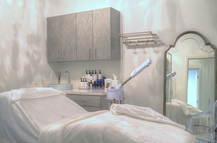 Advanced Aesthetics Med Spa