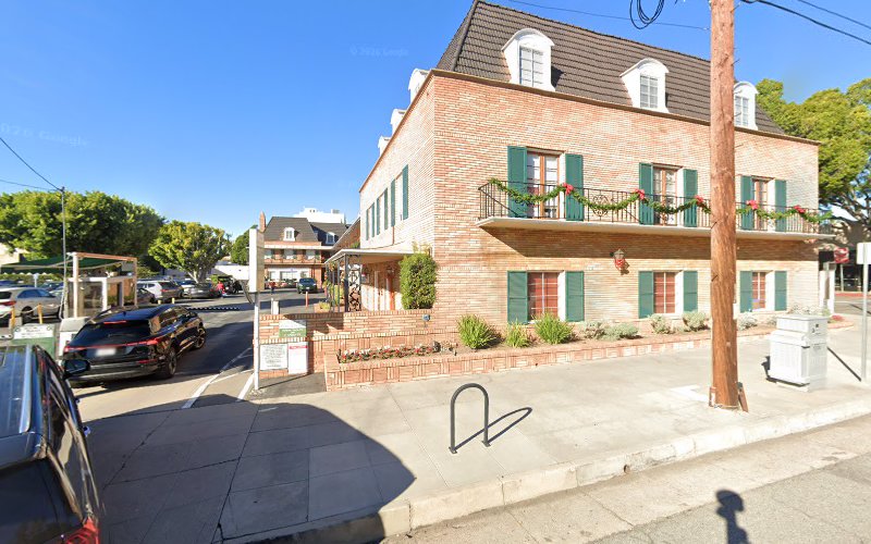 Dr. David Denenholz, MD