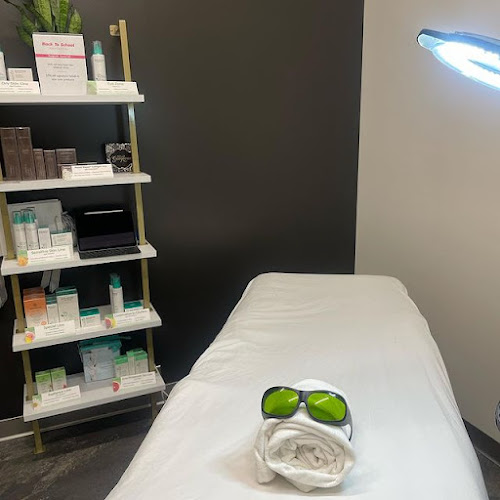 Alessia Capelli Salon & Spa