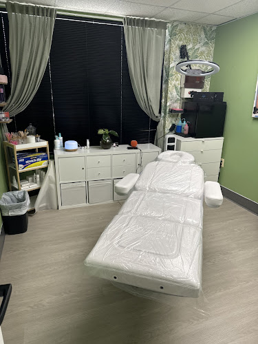 Permaskin beauty center & academy