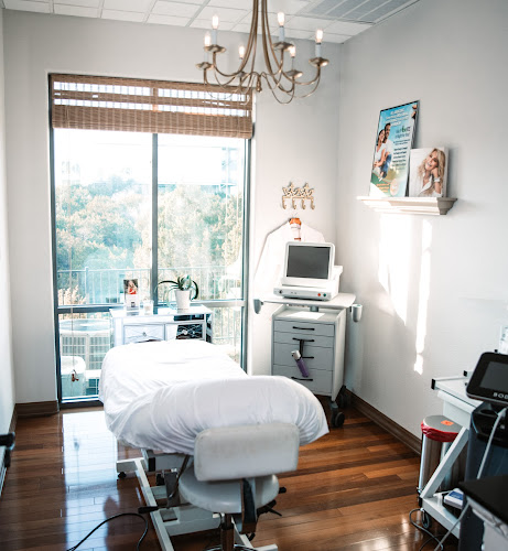 Hall Plastic Surgery & Rejuvenation MedSpa, Dr. Jeffrey Hall