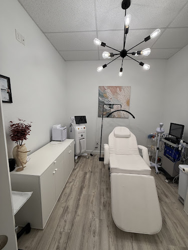 SKINXBEAUTY by Angela Alexanian