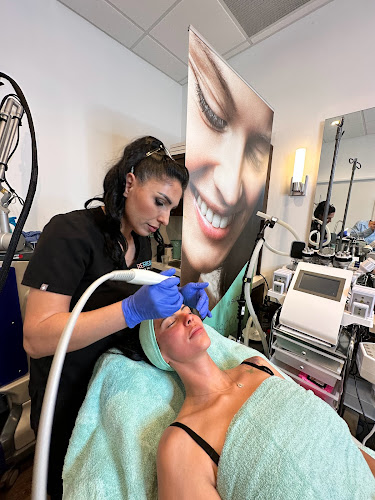 Refresh Med Spa L.A.