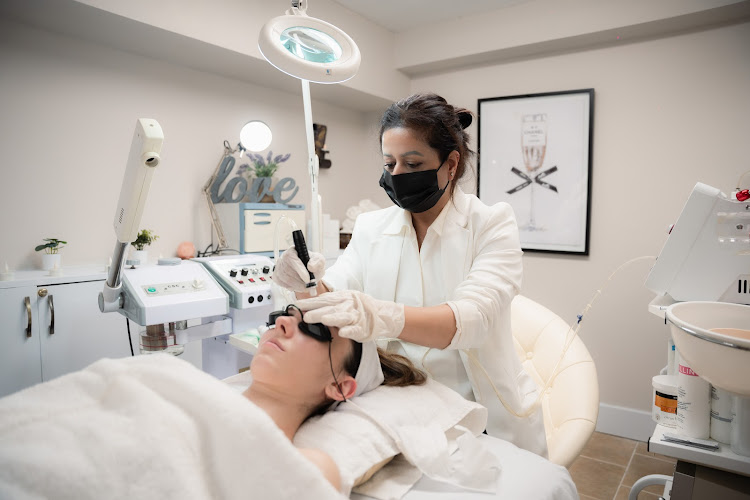 G AND M DAY SPA SALON