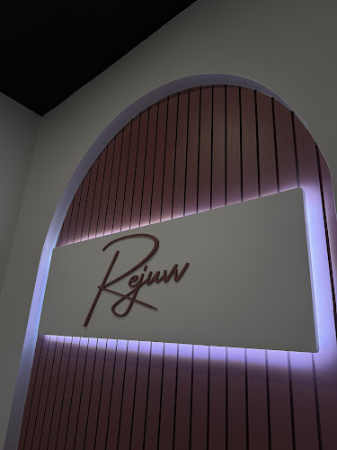 Rejuvv Luxury Spa - Overland Park