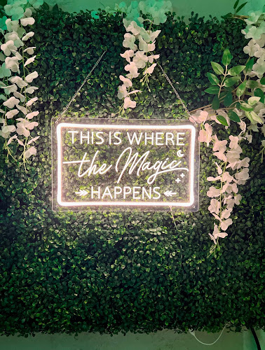 Bella Luna Aesthetics and Wellness