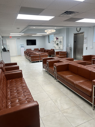 Advantage Dermatology, PA